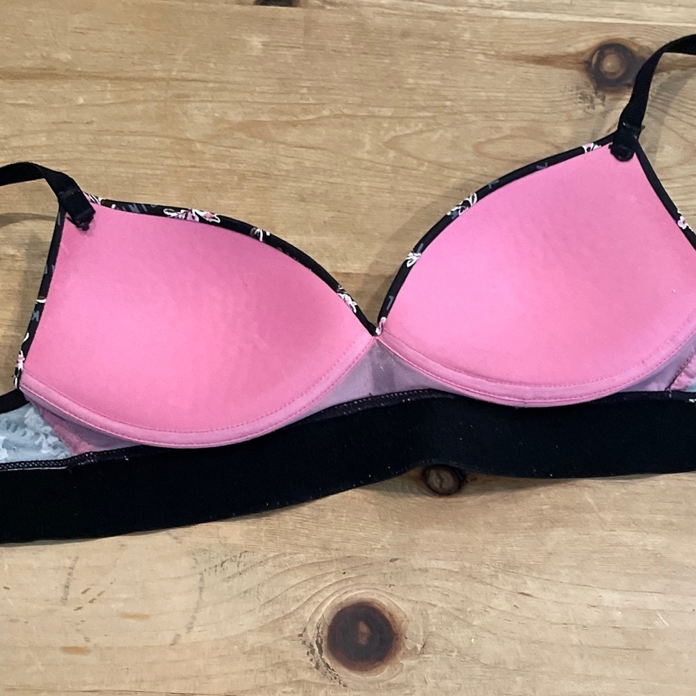 Victoria’s Secret PINK floral silky bra bralette dainty cottagecore feminine 32A - Picture 8 of 8